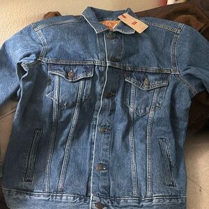 Levi’s Jean jacket size Medium (Grownish) brand new with tags